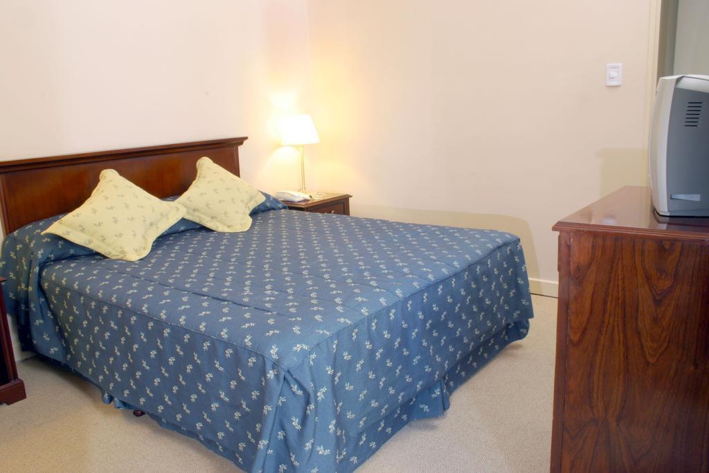 Provincial Plaza Hotel Салта Екстериор снимка