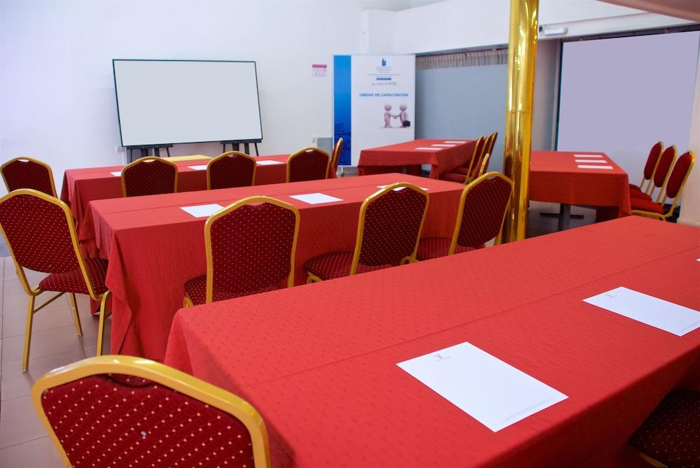 Provincial Plaza Hotel Салта Екстериор снимка