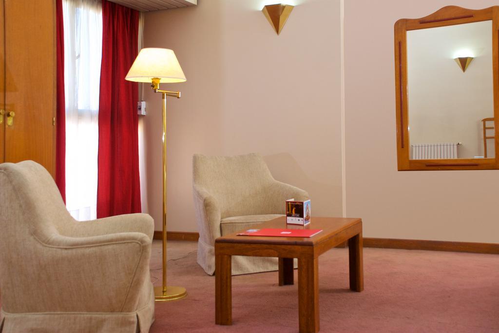 Provincial Plaza Hotel Салта Екстериор снимка